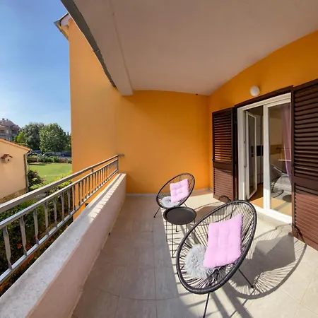 Apartments Malvina Rovinj Exterior foto