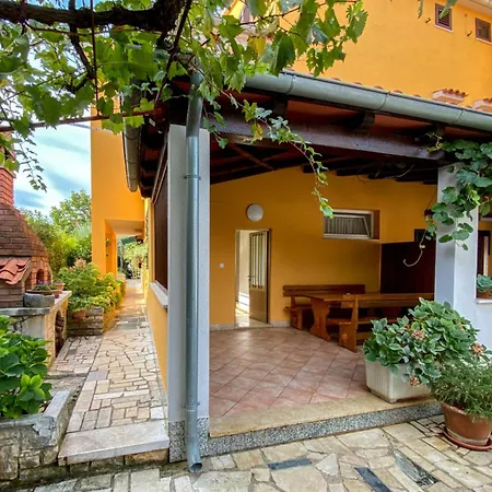 Apartments Malvina Rovinj Exterior foto