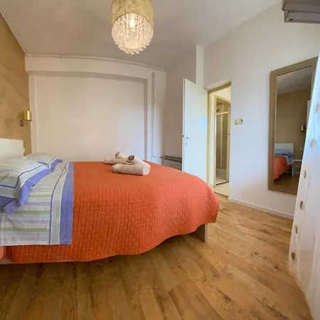 Apartments Malvina Rovinj Exterior foto